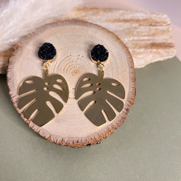 Elegant Gold Monstera Leaf Dangle Earrings - Trendy Boho Chic Leaf Earrings - Picture 13 of 16